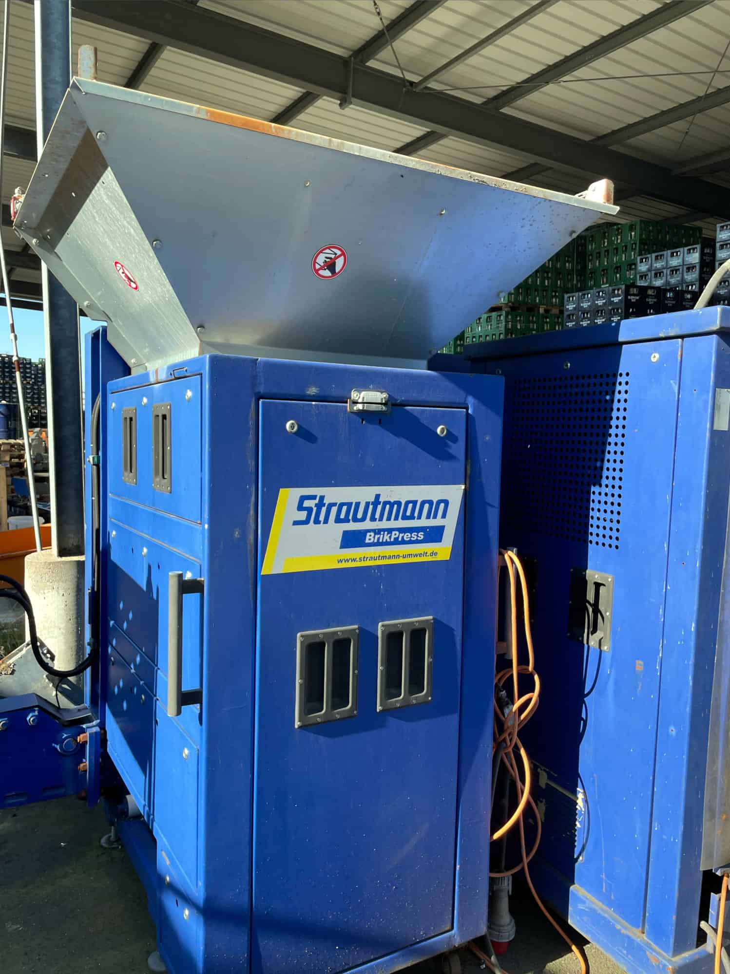 Pohled zboku of Strautmann BrikPress 080 SP ES